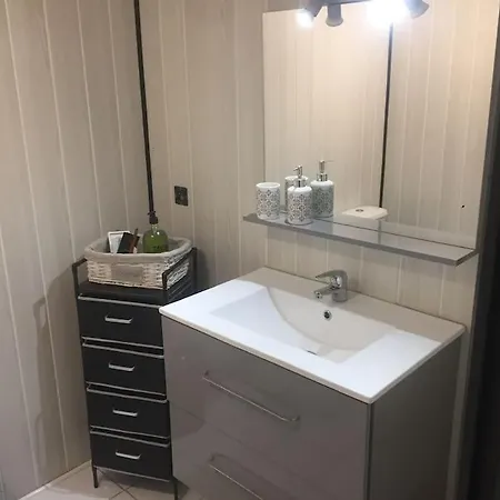 Апартаменты Tres Jolie Aiguilhe